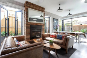 The Kings Domain at The House of Windsor by Ready Set Stay - Ground Level